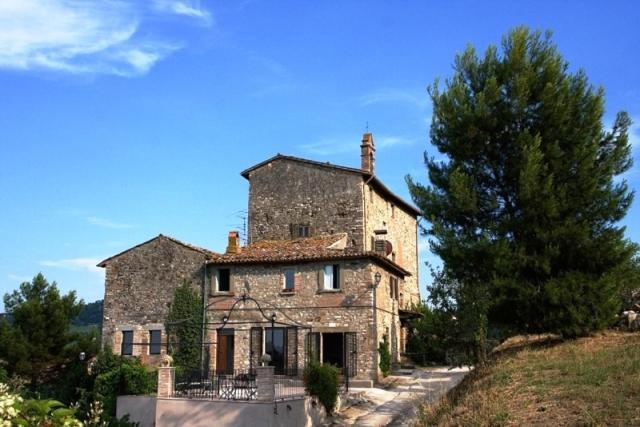 טודי Gli Appartamenti Di Torre Bertona מראה חיצוני תמונה